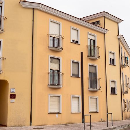 Appartamento In Centro Tortoli Exterior photo
