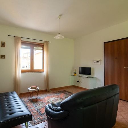 Appartamento In Centro Tortoli Exterior photo