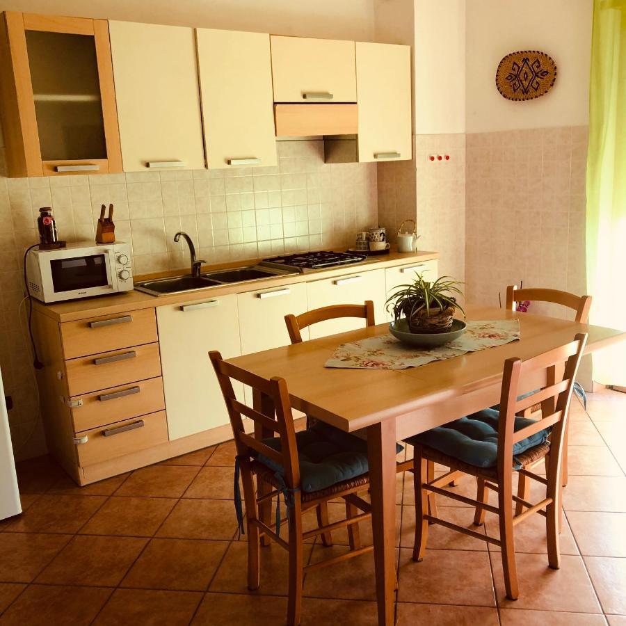 Appartamento In Centro Tortoli Exterior photo
